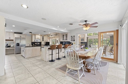 Branson West Cabin | Spacious Cabin w Lake View/Access, Hot Tub, Swim/Boat dock, AC, WiFi, Firepit