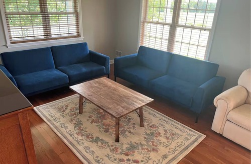 Fisherville House | Spacious countryside getaway with a pool! Fun for the whole family or friends!