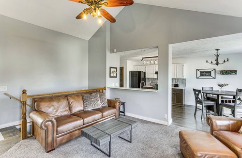 Lincoln House | Spacious & Family Friendly! Lincoln Home w/Deck