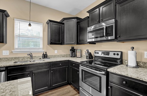 Hubert House | Spacious Family Retreat Near Camp Lejeune, Swansboro & Hammocks Beach