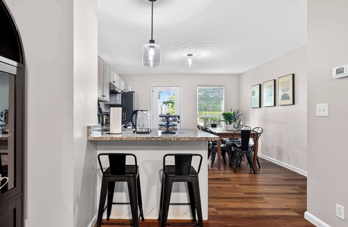 Phoenix Hill Apartment | Spacious group retreat near Kentucky Bourbon Trail