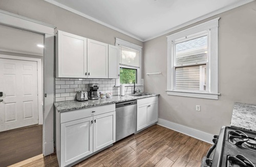 Saint Joseph House | Spacious Home for Groups w BBQ, Firepit & Backyard