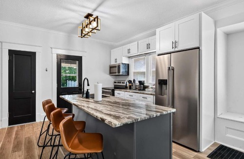 Audubon House | Spacious Retreat - Private Yard & Family Lounge