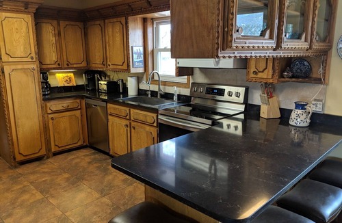 Howard House | Spanish Ranch on the Arkansas River- enjoy the rushing river from the Hot tub!
