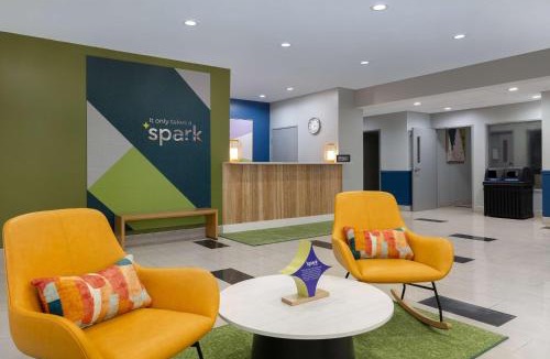 Evansville Hotel | Spark By Hilton Evansville East, In