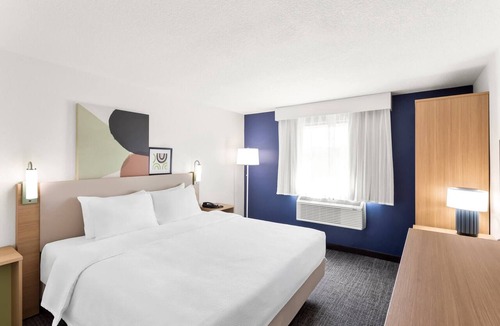 Prestonsburg Hotel | Spark by Hilton Prestonsburg