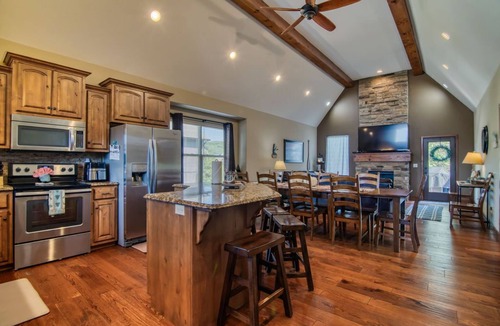 Hollister House | Special Discounts - pastors, military, teachers, & 1st responders!