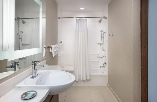 Wichita Hotel | SpringHill Suites by Marriott Wichita Airport