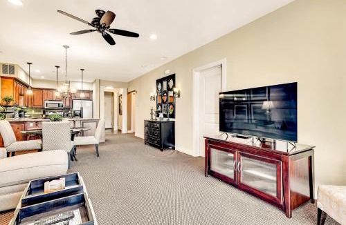 Branson Apartment | Stayin Classy Condo