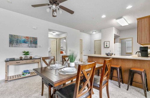 Branson West Condo | StoneBridge Condo Close to Silver Dollar City and Sleeps 8 for a Great Rate- 3 pools!-Ber 9-3