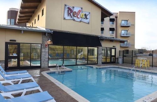 Broken Arrow Hotel | Stoney Creek Tulsa, Long Stay King, Kitchenette, Living Room | 3 Units