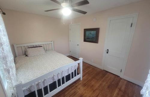 New Albany House | Stop trying to book this house. VRBO won’t let me delete it.