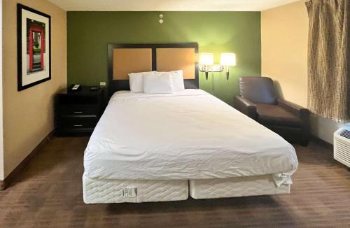 Ellendale Hotel | Studio 6 Memphis, TN East Memphis