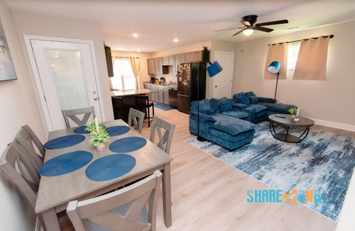 Jacksonville House | Stylish 3BR Stay w/Fast Wi-Fi + Parking