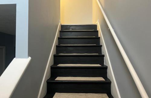 Radcliff Apartment | Stylish 3BR Townhouse