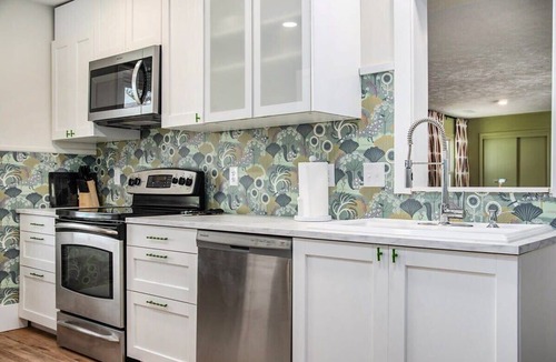 Aksarben - Elmwood Park Apartment | Stylish 4BR Getaway! Minutes to Attractions!