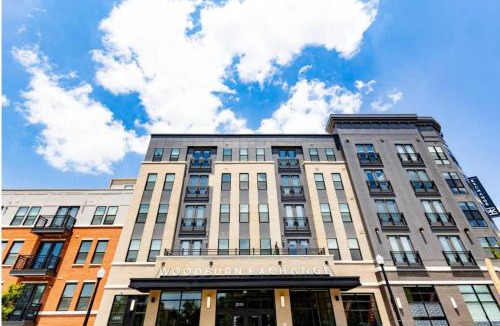 East Walnut HIlls Apartment | Stylish apartments near shops and entertainment