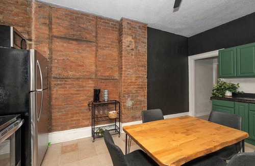 Walnut Hills Condo | Stylish, Modern Gem in the HIlls