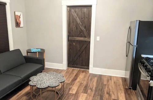 Clarksville Apartment | Sunny Side of Whiskey Row 2miles Main Street Louisville Bourbon City, Museum Row