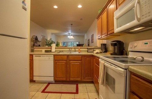 Branson West Apartment | Sunrise Chateau Condo