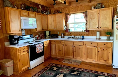 McMinnville Cabin | Sunrise Mountain Cabin with the most amazing view