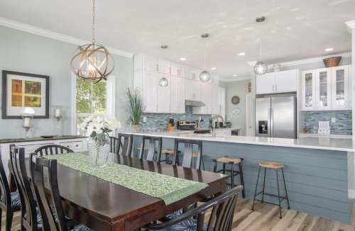 Straits House | Sunset Bay Retreat