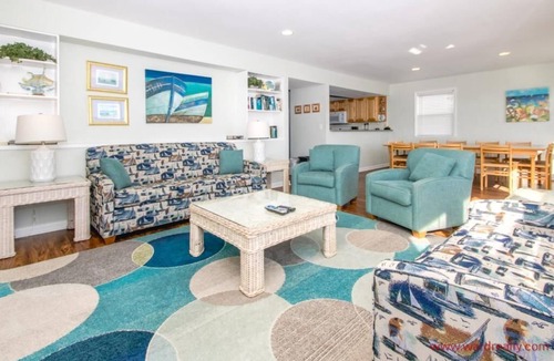 Surf City House | Surf Side - Oceanfront 5 BR home in the heart of Surf City! Dog Friendly!