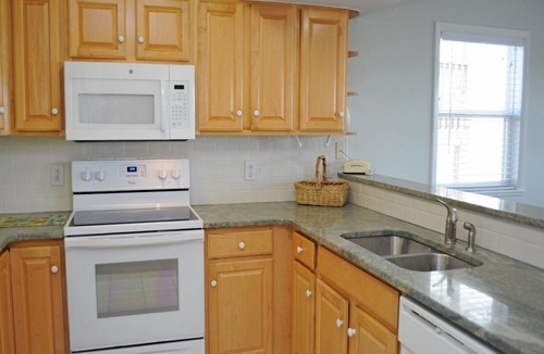 Surf City House | Surf Side - Oceanfront 5 BR home in the heart of Surf City! Dog Friendly!