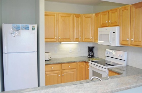 Surf City House | Surf Side - Oceanfront 5 BR home in the heart of Surf City! Dog Friendly!