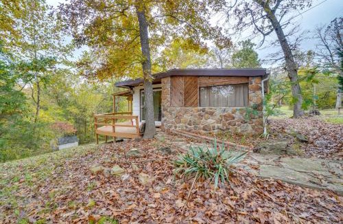 Shell Knob House | Table Rock Lake Cabin with Deck and Bar!