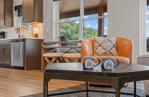 Kimberling City House | Table Rock Lake Views-Pvt Hot Tub and Outdoor Fireplace/TV-Free Daily Tickets-Cmty Amenities w Pools