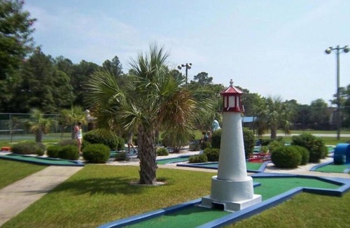 New Bern Condo | Tasteful 2BR Condo Great for Couples