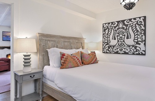 Tesuque Bed & Breakfast | Tesuque Outpost | Casita F | Top views in Santa Fe