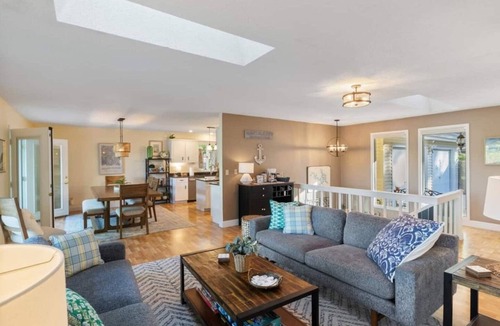 Osage Beach House | The Anchor House — Experience lakeside luxury at a spacious 5-bedroom retreat in Osage Beach. Enjoy breathtaking views, modern comforts, and direct lake access for the perfect Lake of the Ozarks getaway.