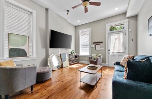 Benton Park House | The Benton Lounge Historic Retreat