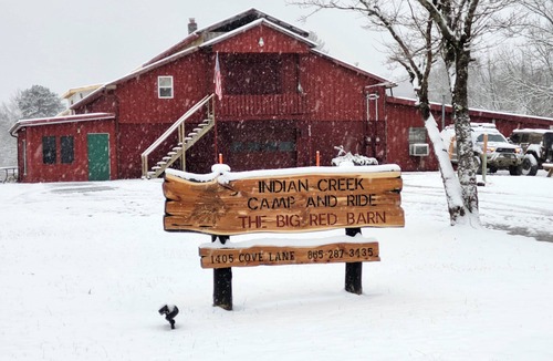 Ashley Oaks House | The Big Red Barn Unit #2 Direct Trail Access- 150 yards to G-23