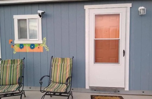 Claude Cottage | The Birdhouse in Claude, Texas - a Sweet Cottage for Travelers