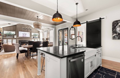 Sylvan Heights House | The Blue Note - Luxe Outdoor Retreat & Pool - Close to Downtown