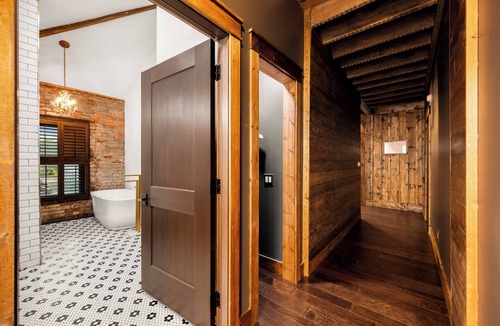 Madison Hotel | The Chandler Hotel