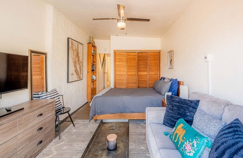 Highland Business House | The Cottage at Quincy B - Studio apartment in great location!