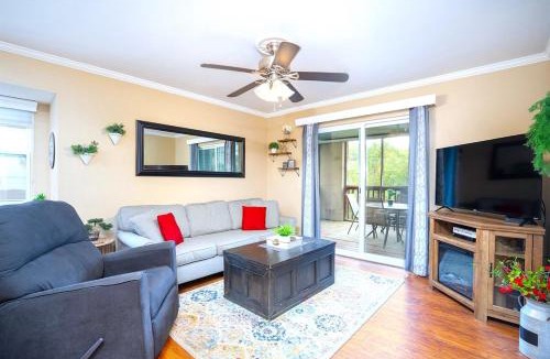 Indian Point Apartment | The Cove 19-1 By SDC, Big Deck, Pool, Hot Tub, By Lake