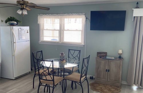 North Topsail Beach Cottage | The cozy Light House Cottage is ocean front with 2 bedrooms - sleeps 6 - 2 baths