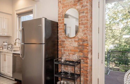 Mount Adams Condo | The Curio at Centennial House