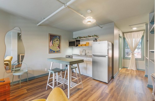 East Market District Apartment | The Duke Hotel