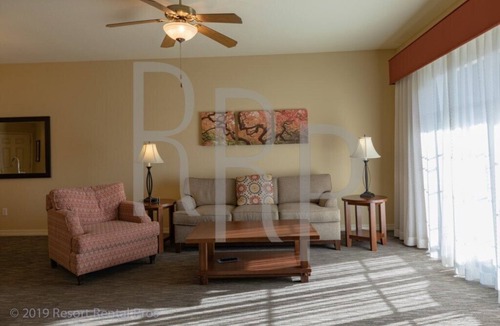 Branson Condo | The Falls Village™ - 1 Bedroom