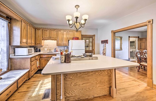 Waldron House | The Farmhouse (Unit B) at Deer Ridge Estate