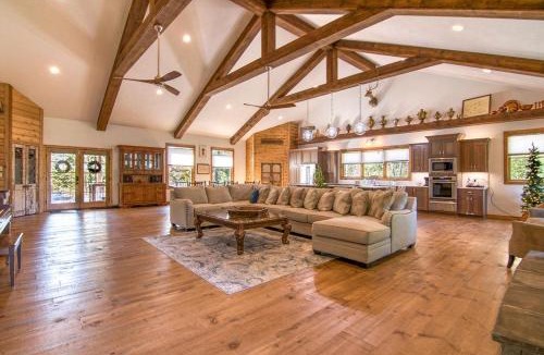 Blue Eye House | The Gathering Place