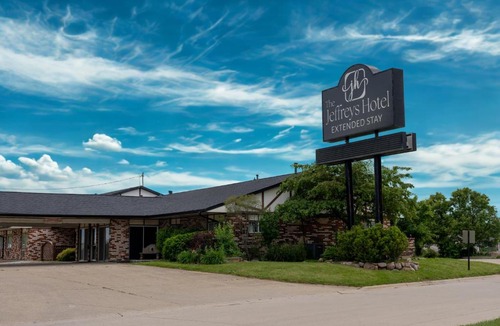 Osceola Hotel | The Jeffreys Hotel Extended Stay