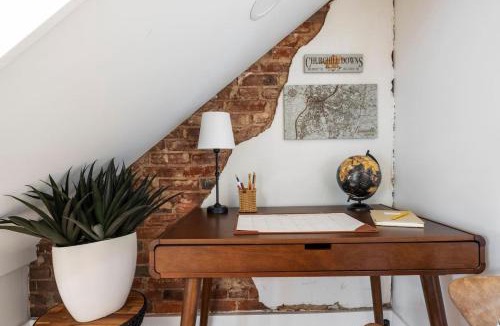 Old Louisville House | The Kentucky Keepsake Manor