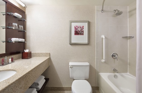 Downtown Lincoln Hotel | The Lincoln Marriott Cornhusker Hotel